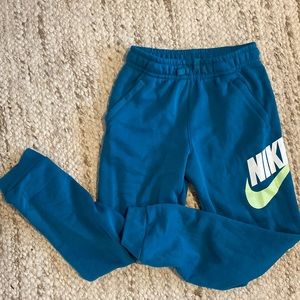 Boys Nike joggers size large